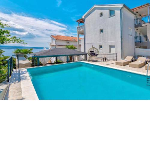 One-Bedroom Apartment in Crikvenica LX