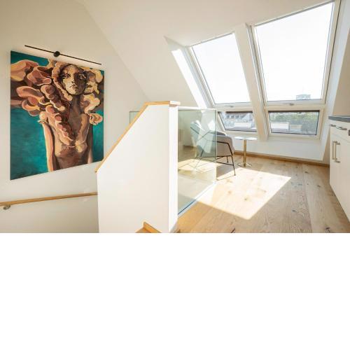 OrestaLiving - Penthouse with designer renovation