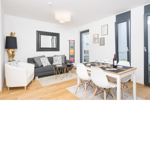 Ottakring Balcony Suite