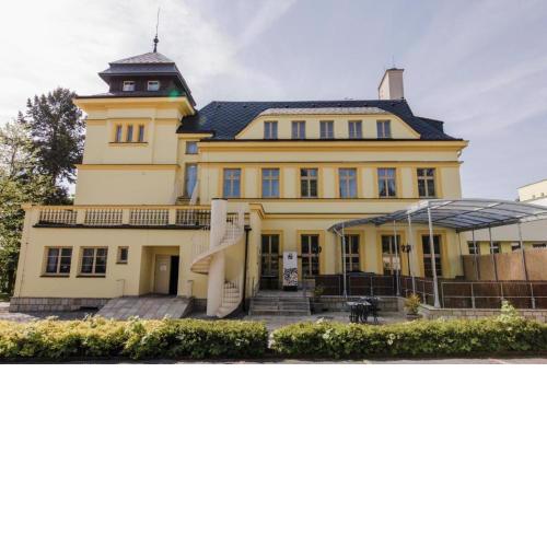 Palace Inn