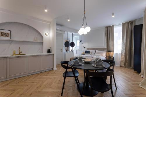 Palace Luxury Suites