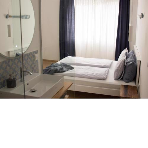 Pannonia Apartments