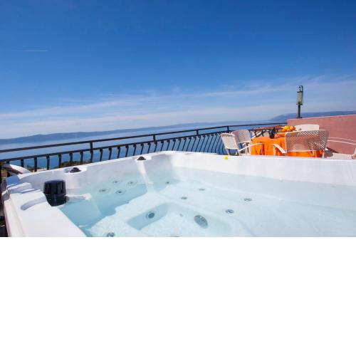 panoramic sea view house