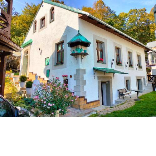 Paracelsus house