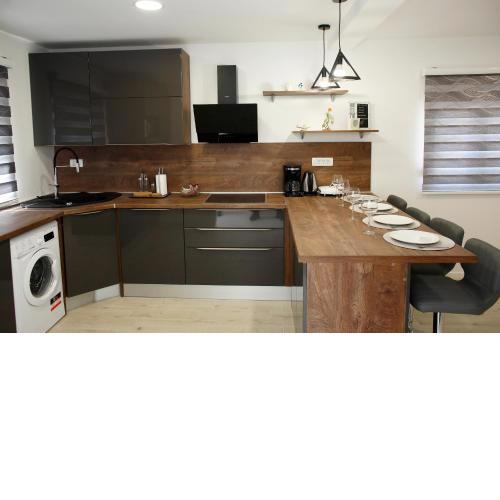 Pearl Apartment