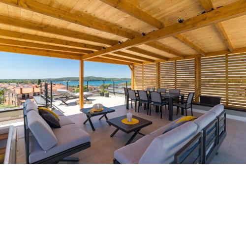 Penthouse Apartment Sax