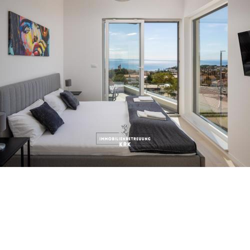 Penthouse Seaview Emilia
