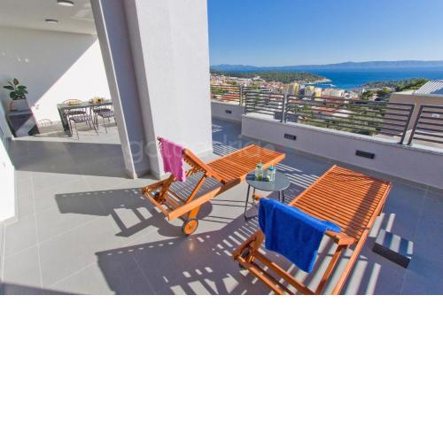 Penthouse With Panoramic View Ally
