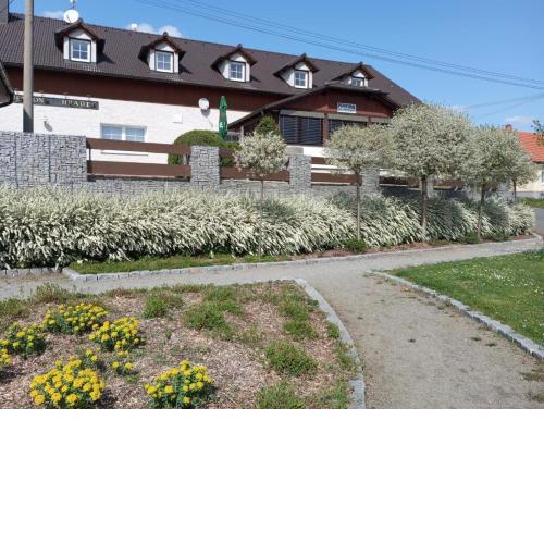 PENZION HRADEC