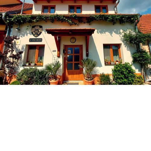 Penzion U TŘÍ RŮŽÍ