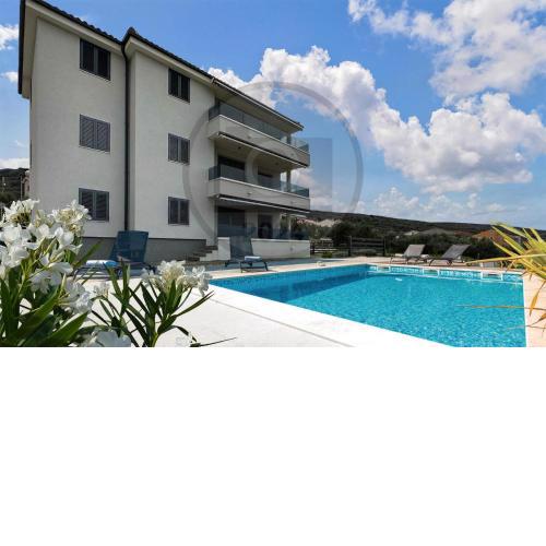 Pet Friendly Apartment In Punat