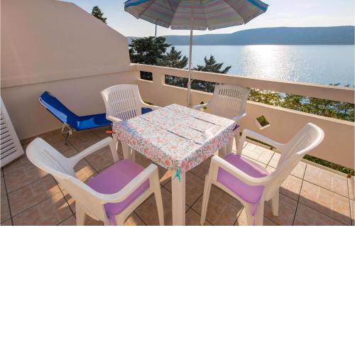 Pet Friendly Apartment In Stara Novalja With Wifi