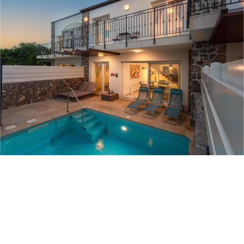 Pet Friendly Home In Kornic With House Sea View