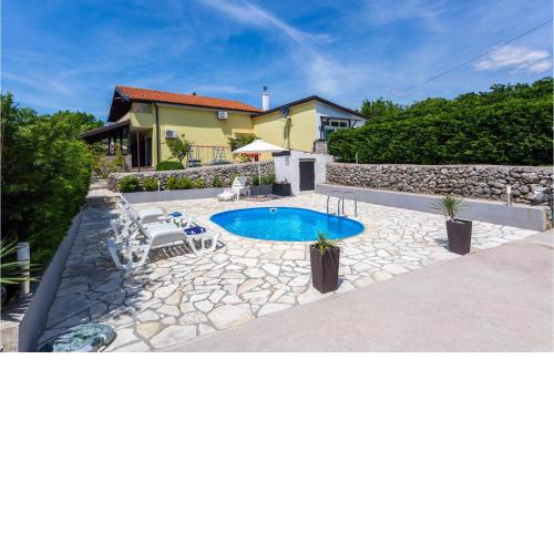 Pet Friendly Home In Krasica With Jacuzzi
