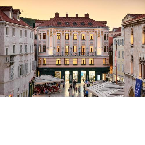 Piazza Heritage Hotel