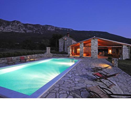 Picturesque Mansion in Ko ljak