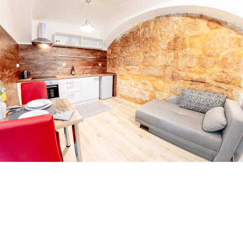 Pilsen apartment