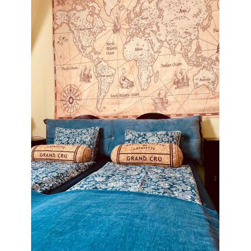 Pirate Family, Theme Room, Free Parking