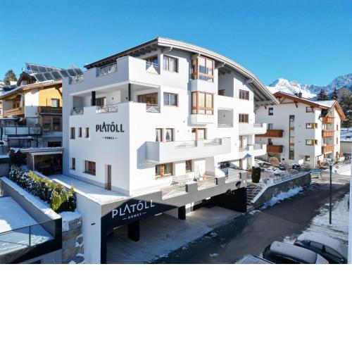Platöll Homes