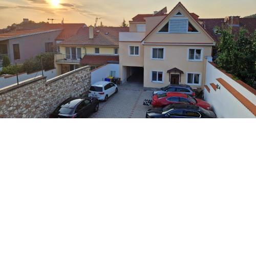 Pod Vinicí