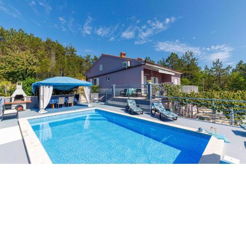 Pool Villa Maro In Nature - Happy Rentals