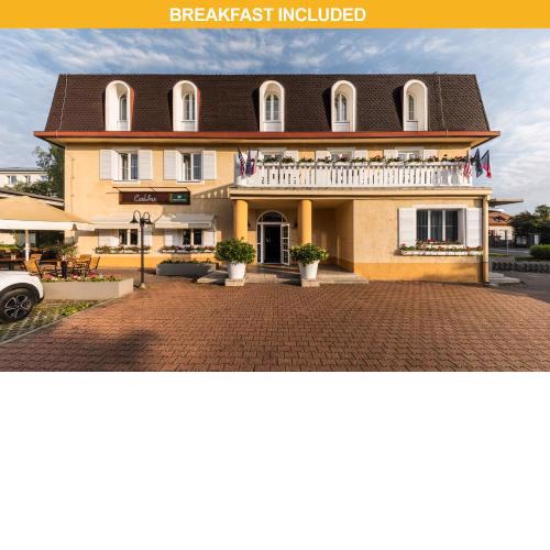 Prague Hotel Carl Inn restaurant & Free Parking