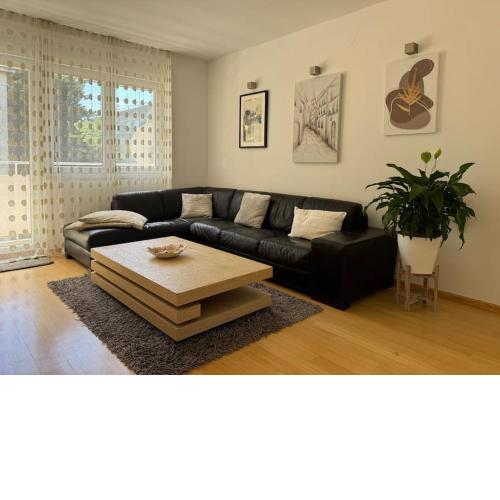 Premium Apartment Split