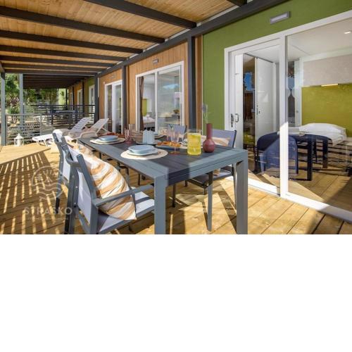 Premium mobile home in Novalja