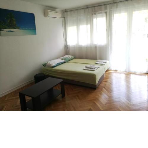 Pretty big double bed room with balcony