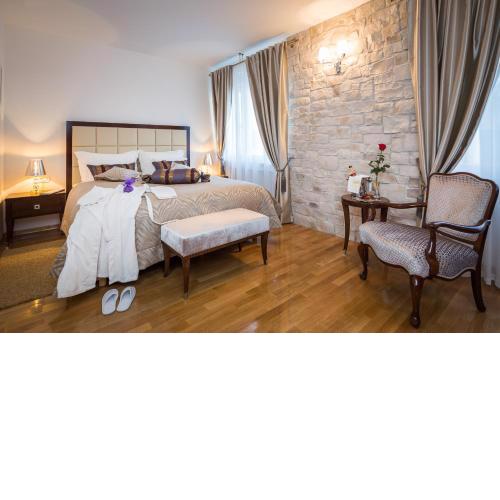 Priska Heritage Rooms