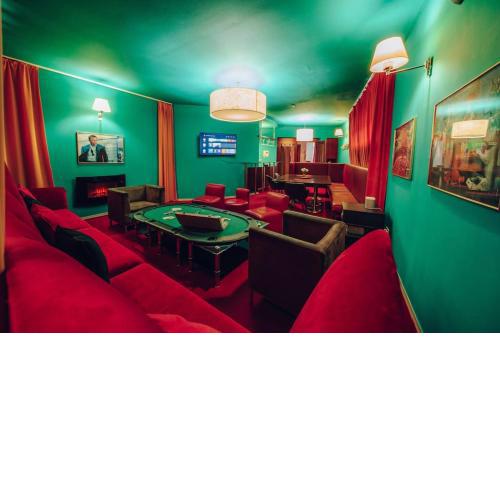Private Hostel Casino Royal