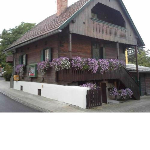Reginas Ferienhäuschen