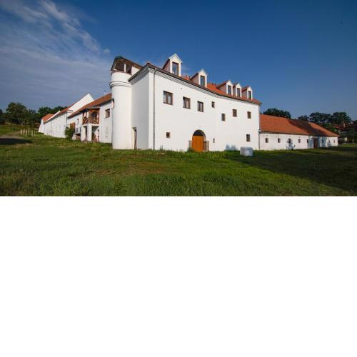 Residence Tvrz Skočice