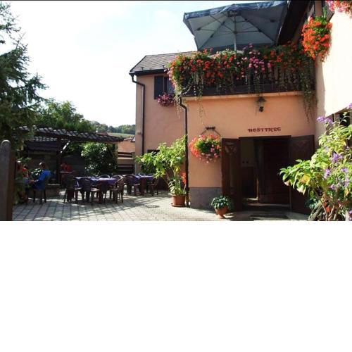 Restaurace a penzion Na Růžku