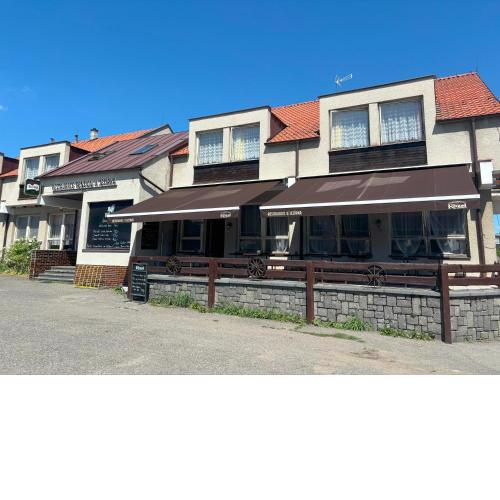 Restaurace a penzion U Jezírka