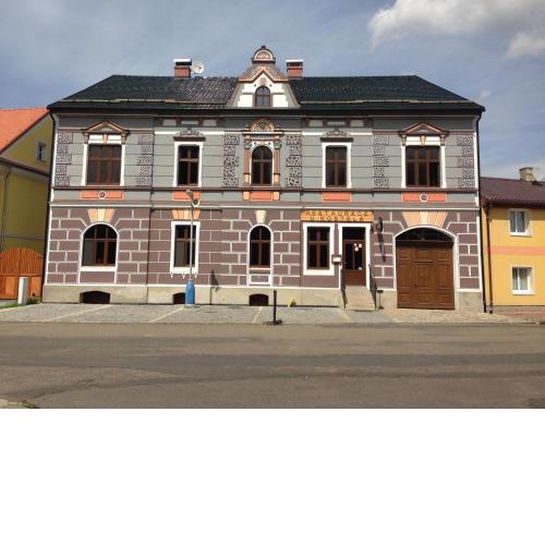 Restaurace U Kostela