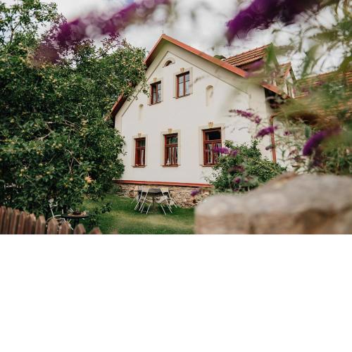 Restaurant a penzion Na Čechách