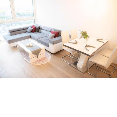 Restify10 - Skyline View - Fitness - Garge - Modern