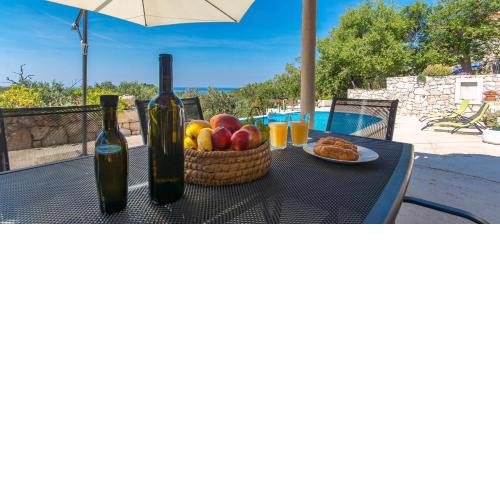 Retro apartment on island Mljet