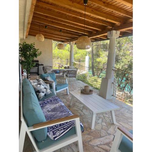 Robinsone House La Storia
