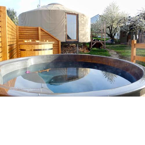 Romantická jurta s wellness Pohoda Relax