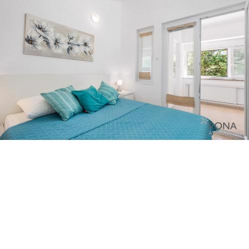 Rona Apartment Flower 1 and Flower 2