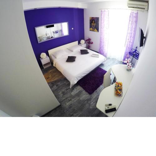 Rooms and Apartment Stambuk