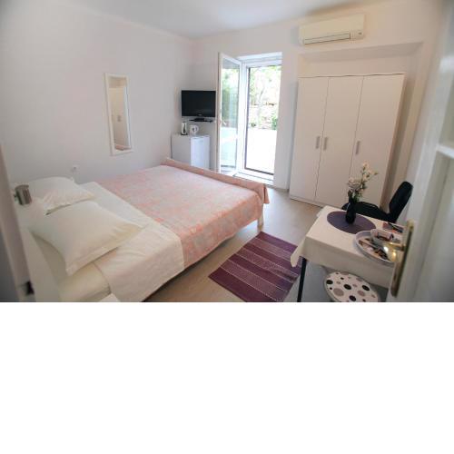 Rooms Feme