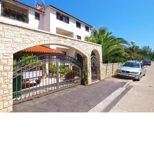 Rooms Ivica 1452