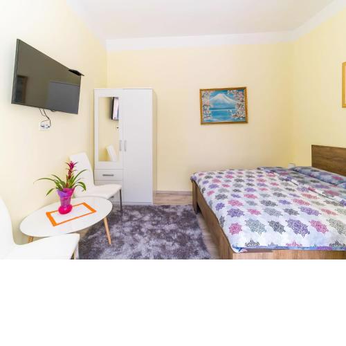 Rooms Katja & Lara - Double Room Lara