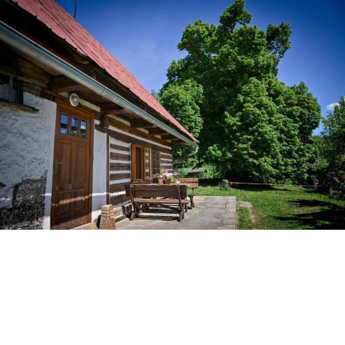 Roubenka nad přehradou