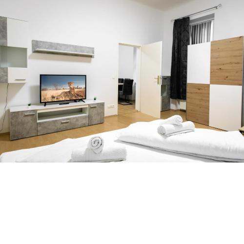 Royal-Haven Apartment