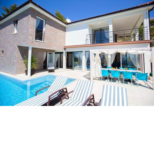 Royal Villa