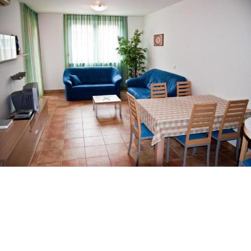 ROZA Apartment